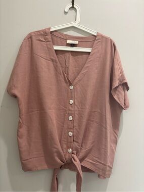 Universal Thread Dusty Rose Button-Front Tie Hem V-Neck Top